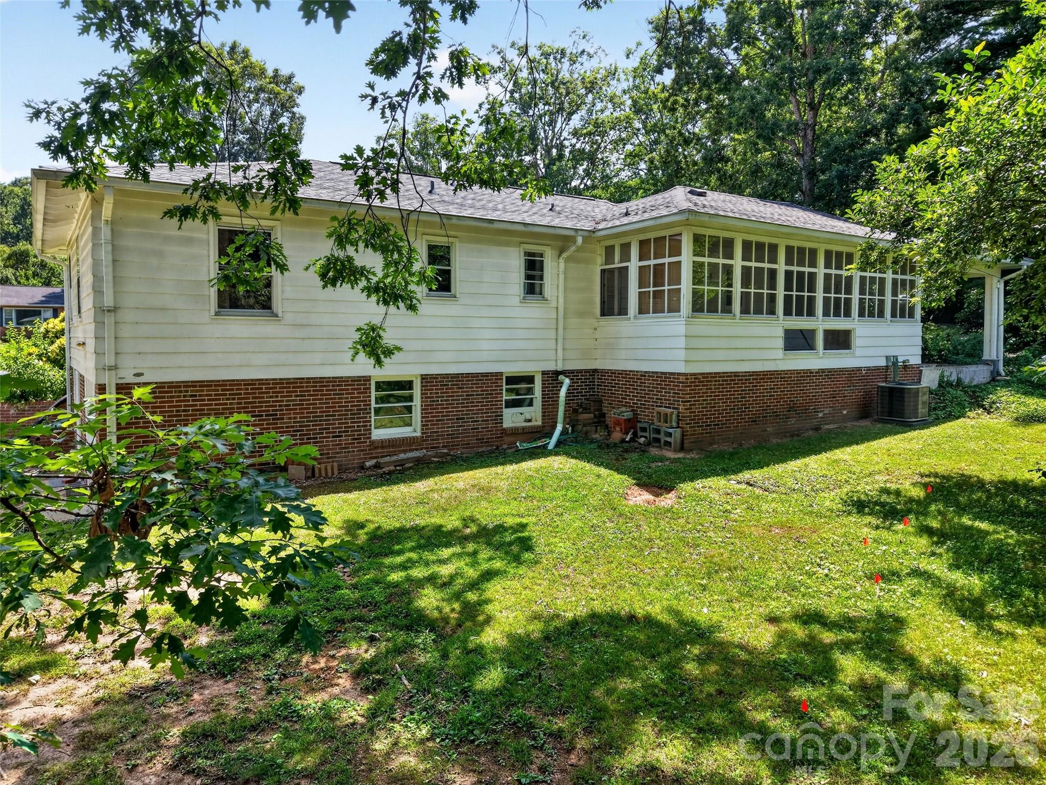3112 Wesley Way
