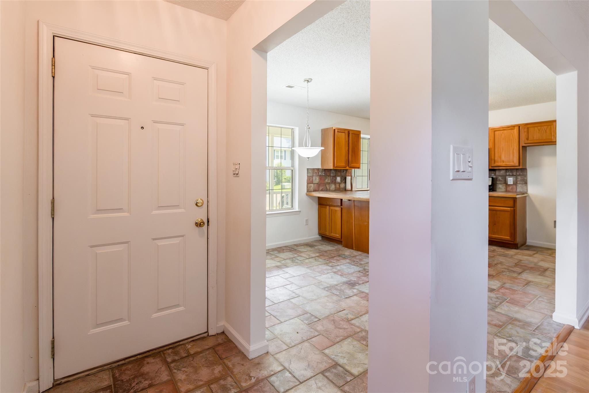 5121 Poplar Glen Drive