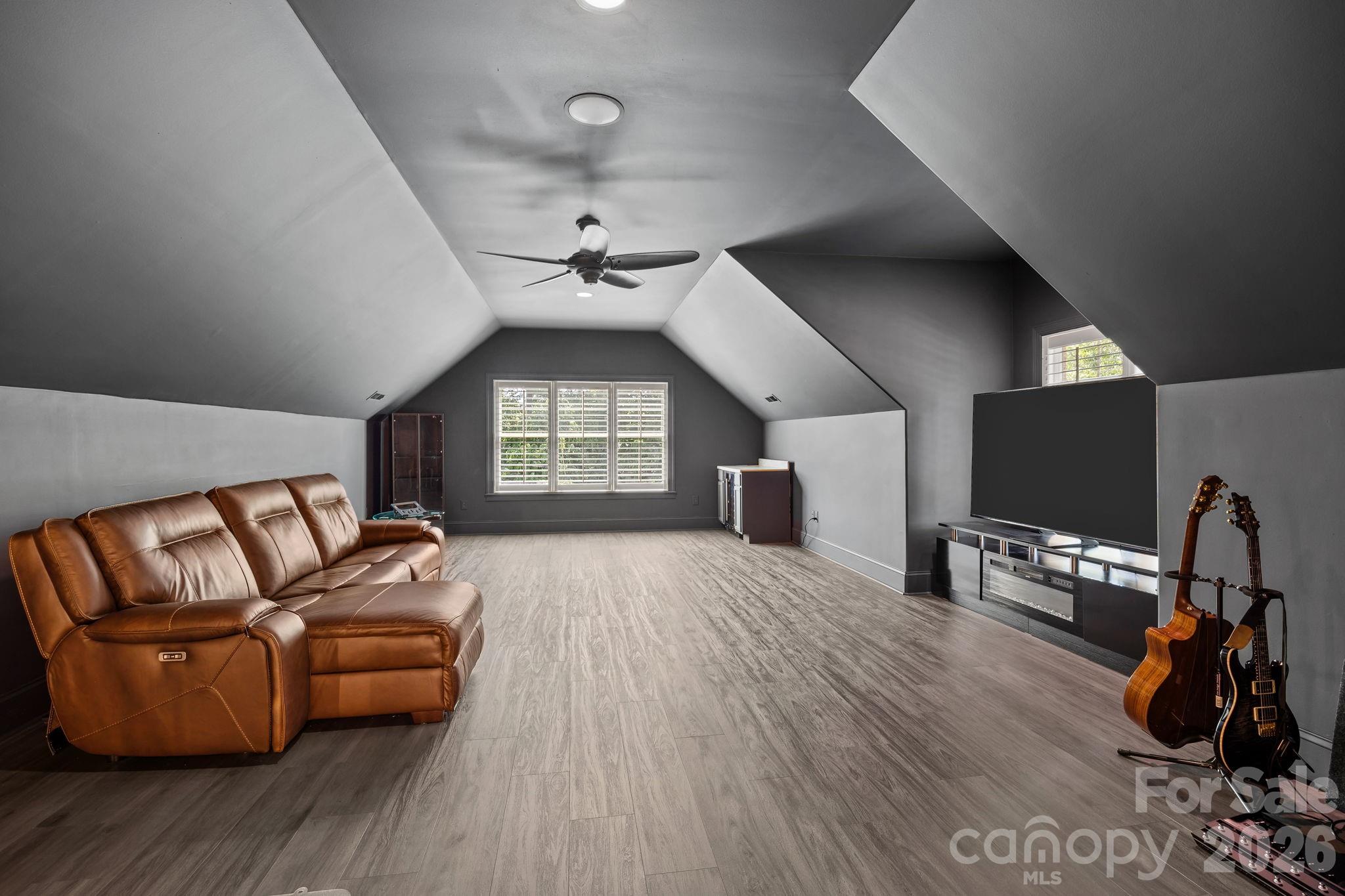 Watertree Landing - Residential