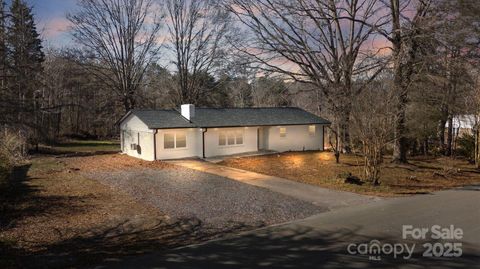 5520 Chestnut Drive Hickory NC 28602