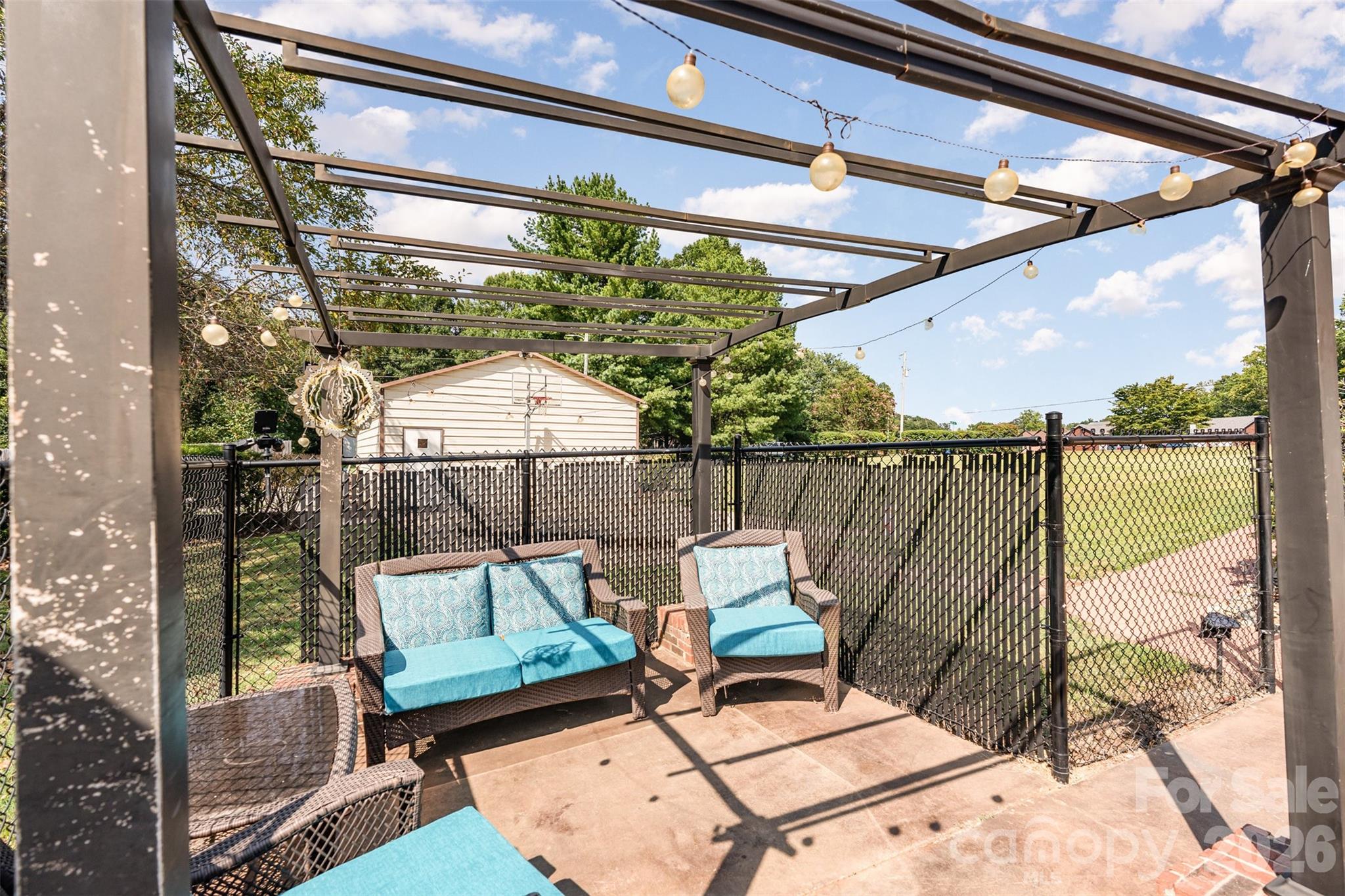 Salem Park - Residential