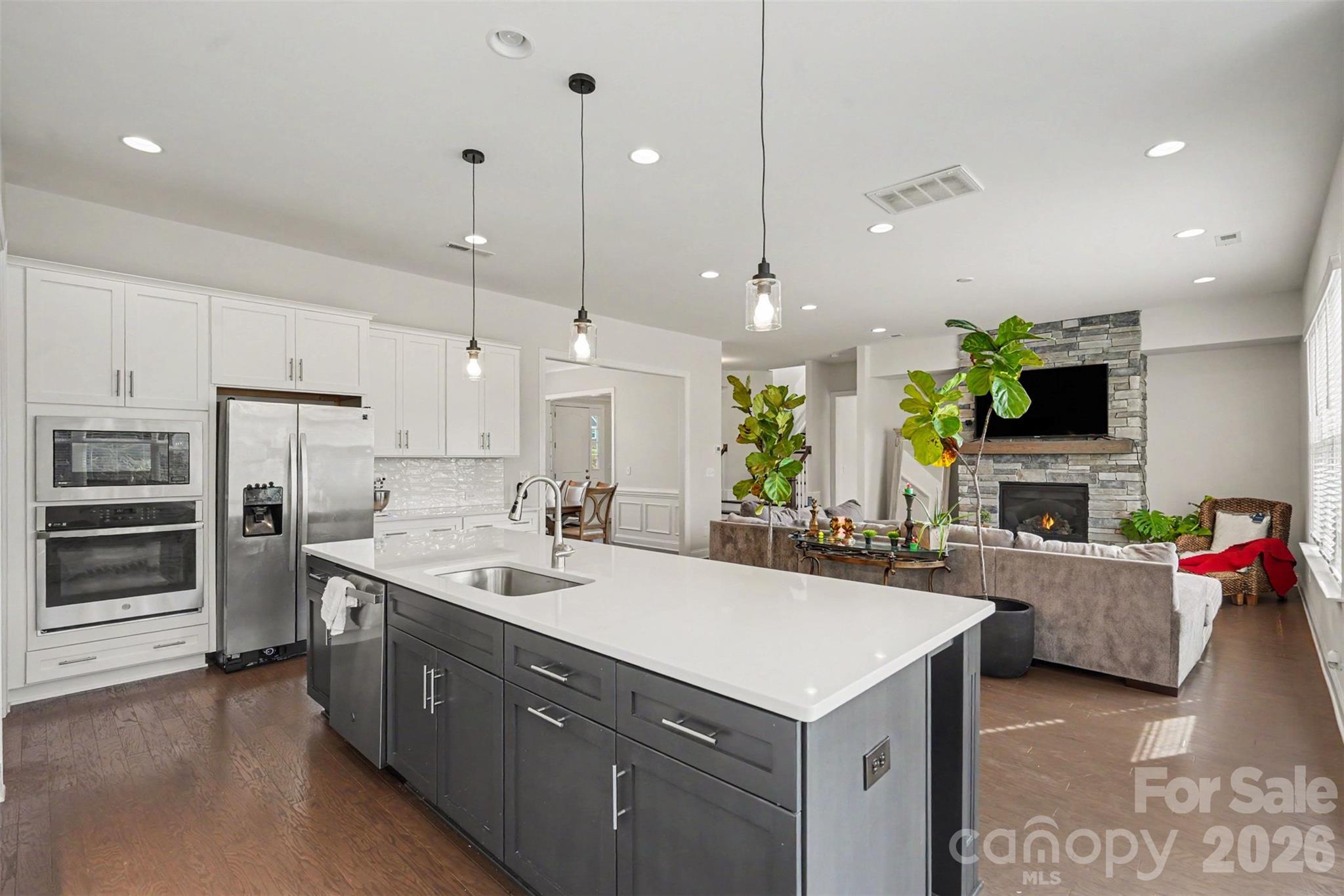 5005 Alexander Manor Drive