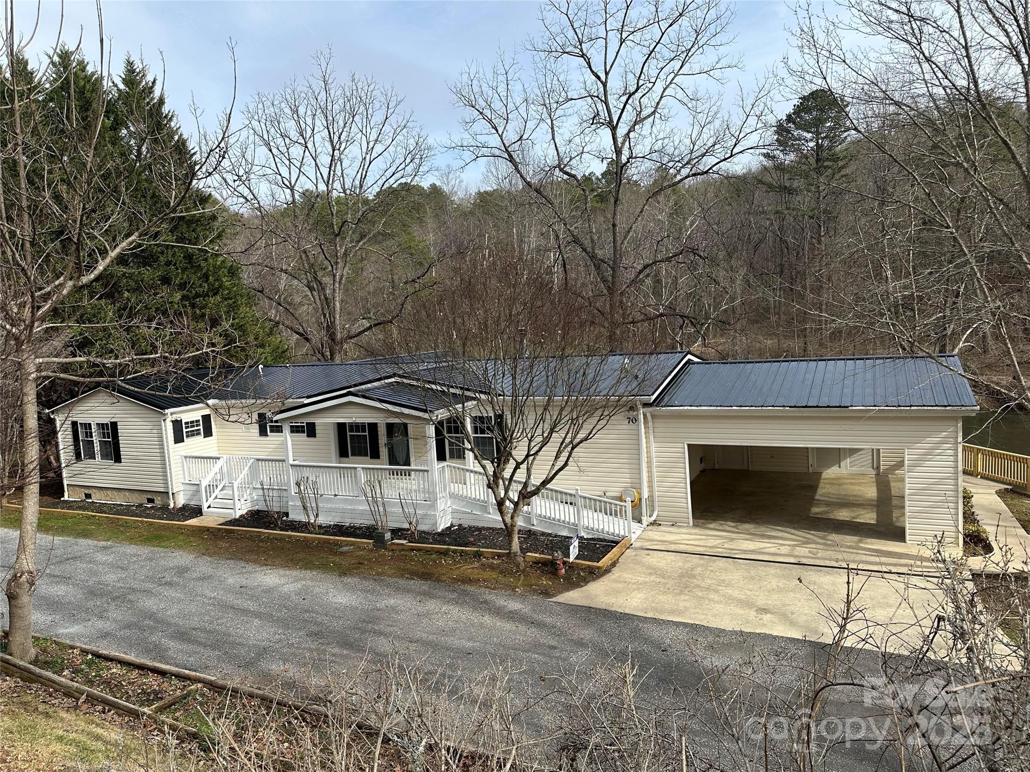 70 Delta Lane