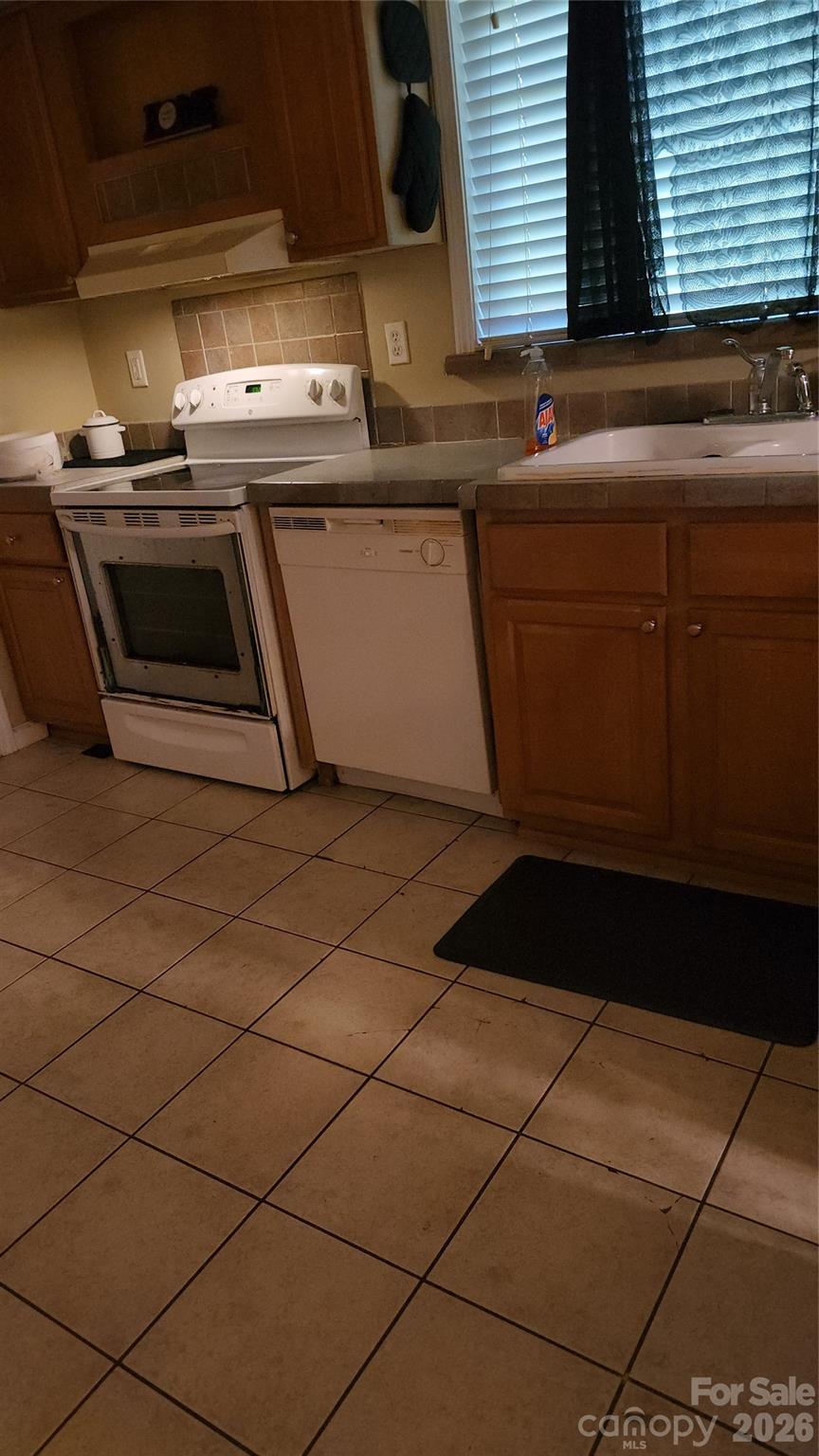 Abernathy Woods - Residential