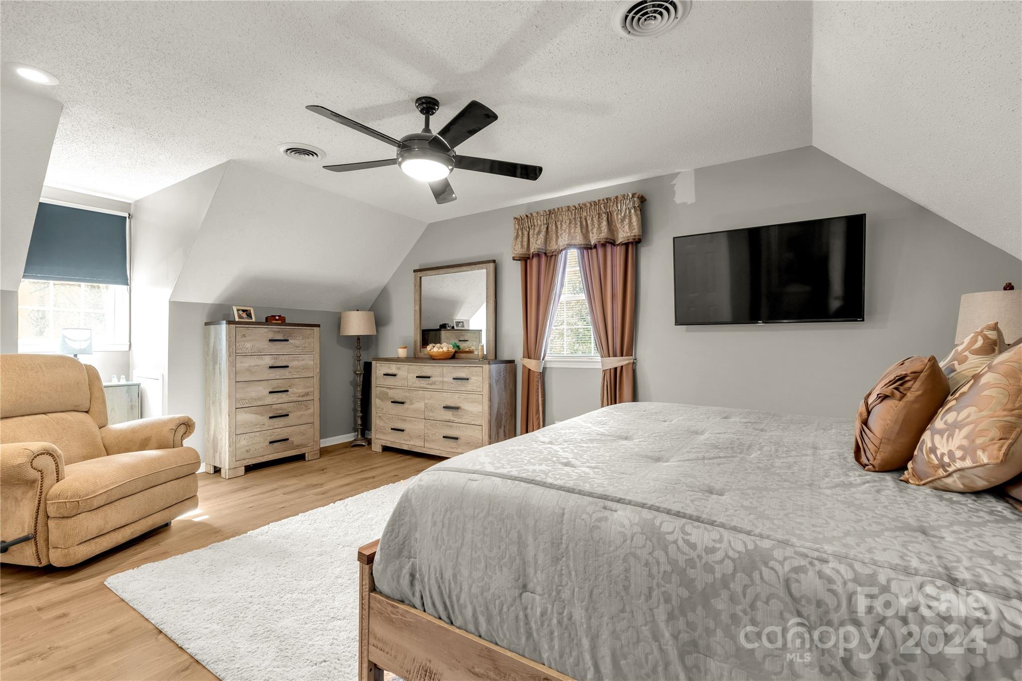 Forest Hills - Residential