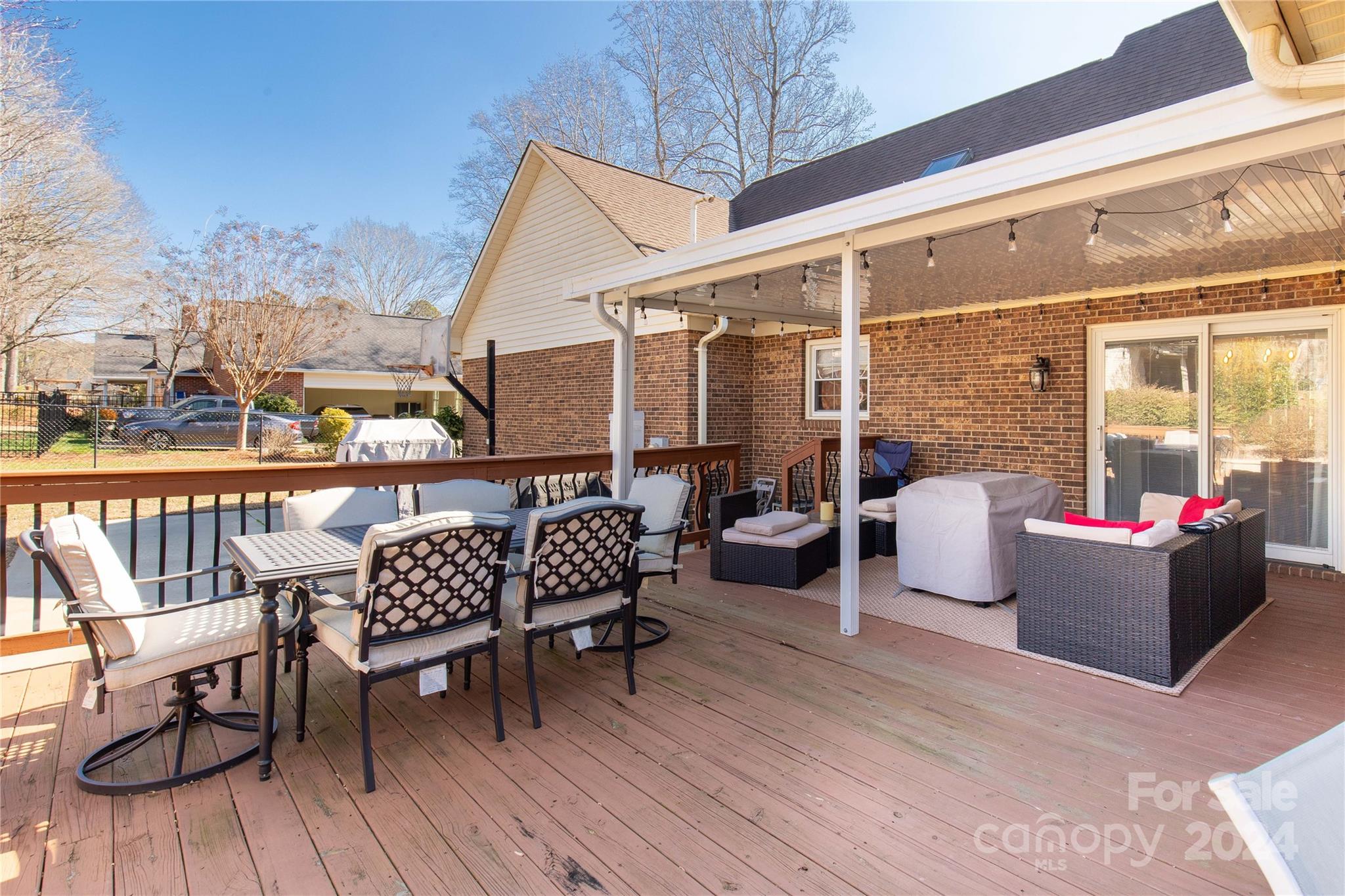 Forest Hills - Residential