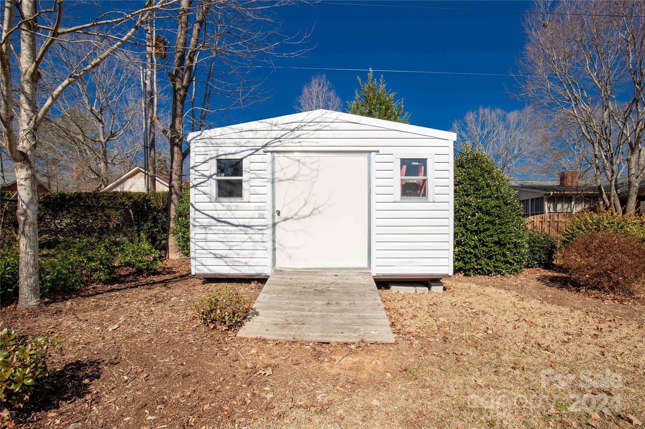 Forest Hills - Residential