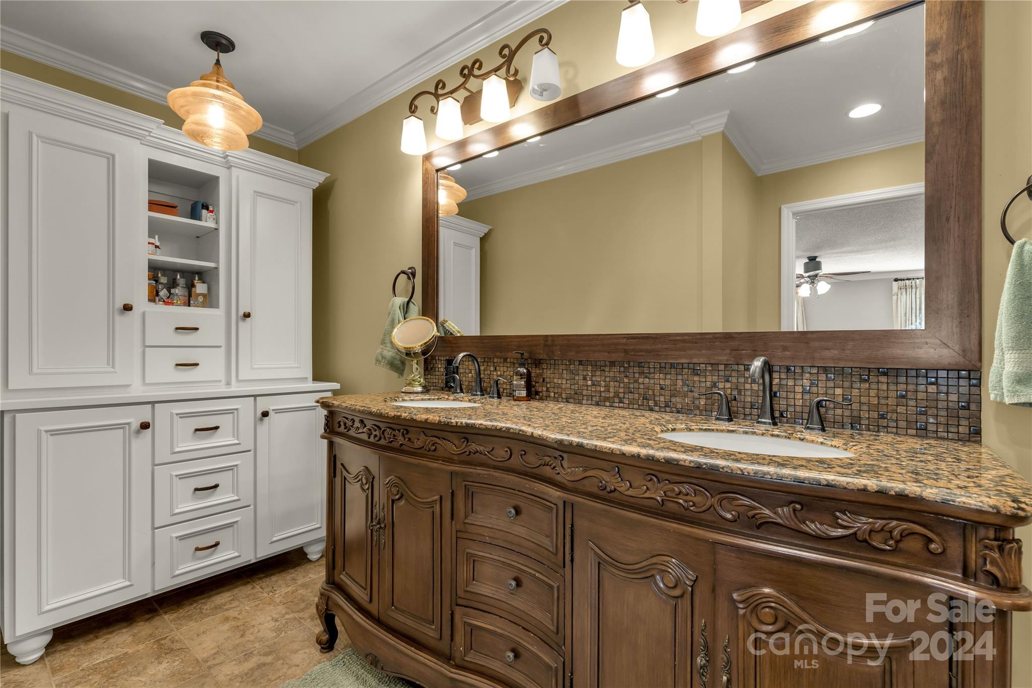 Forest Hills - Residential