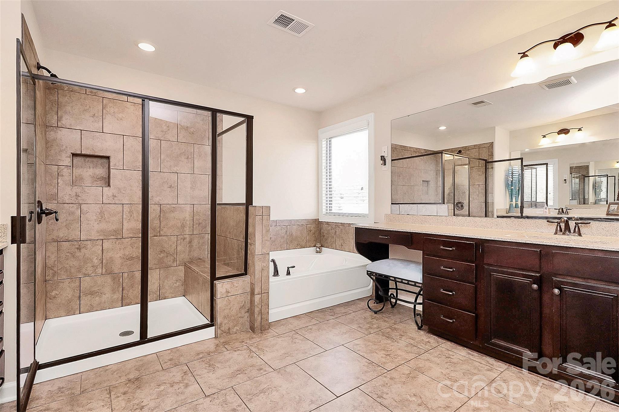 Candella - Residential