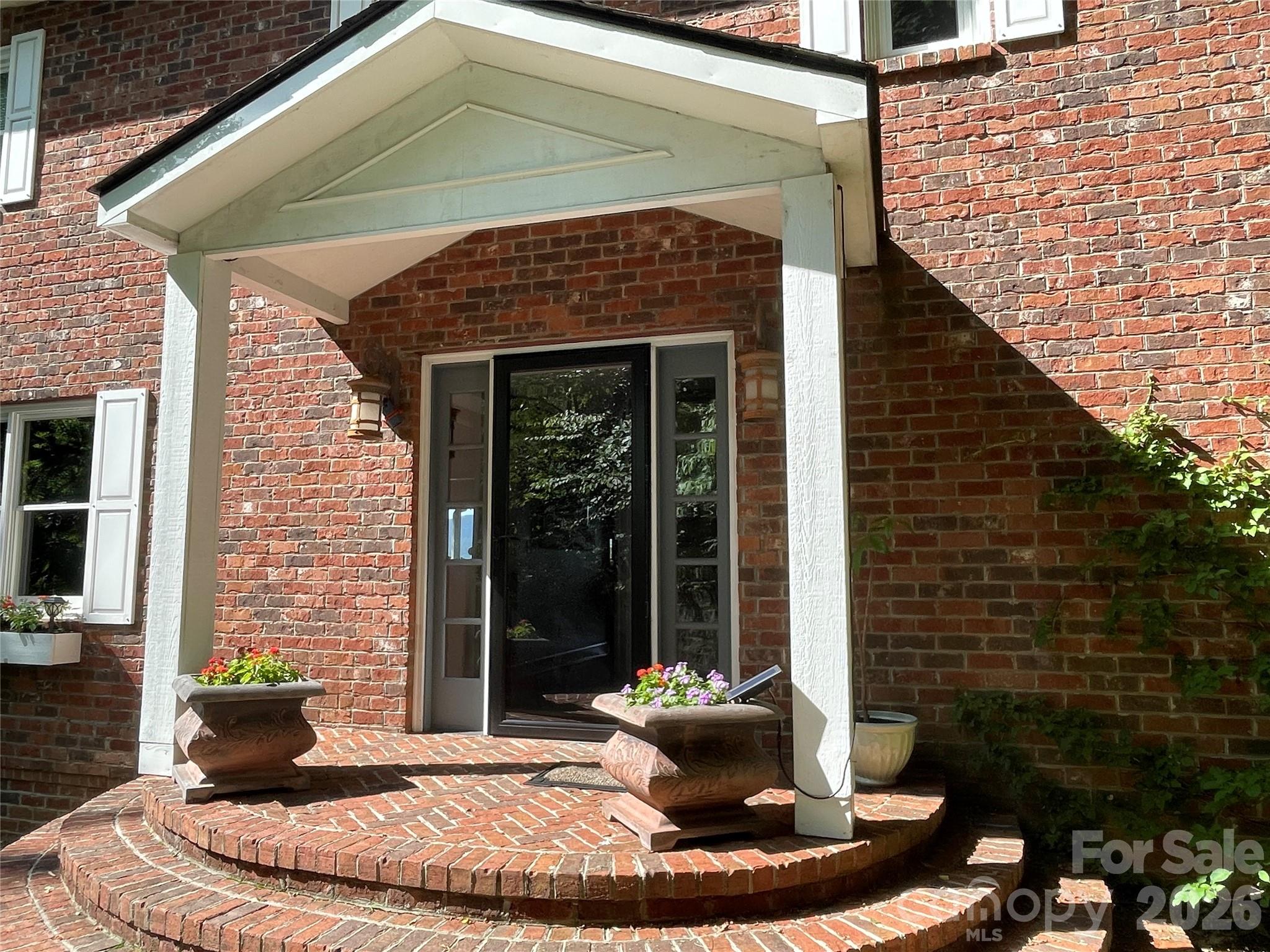 126 Wildflower Cove Drive