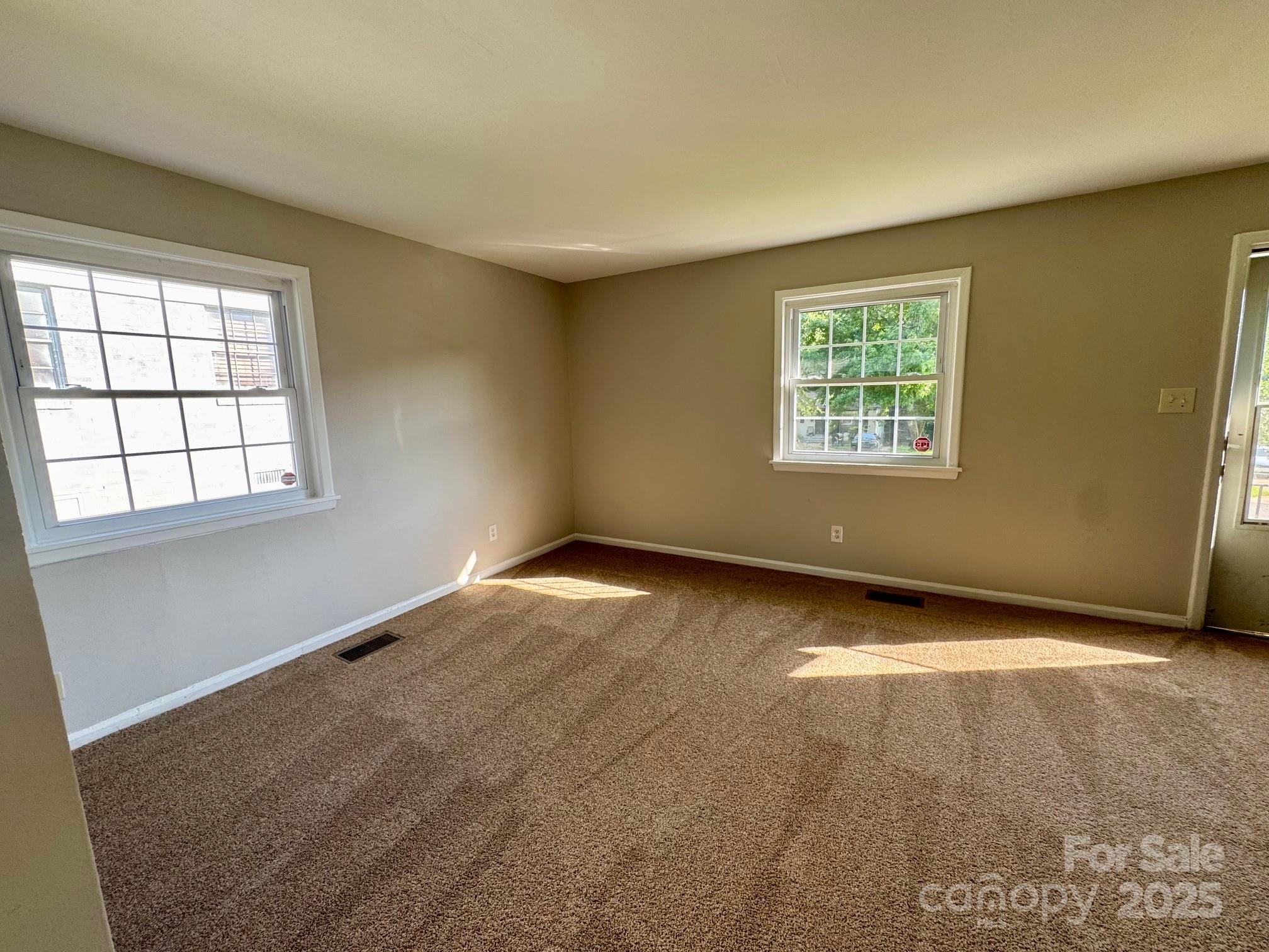 2020 Longleaf Drive