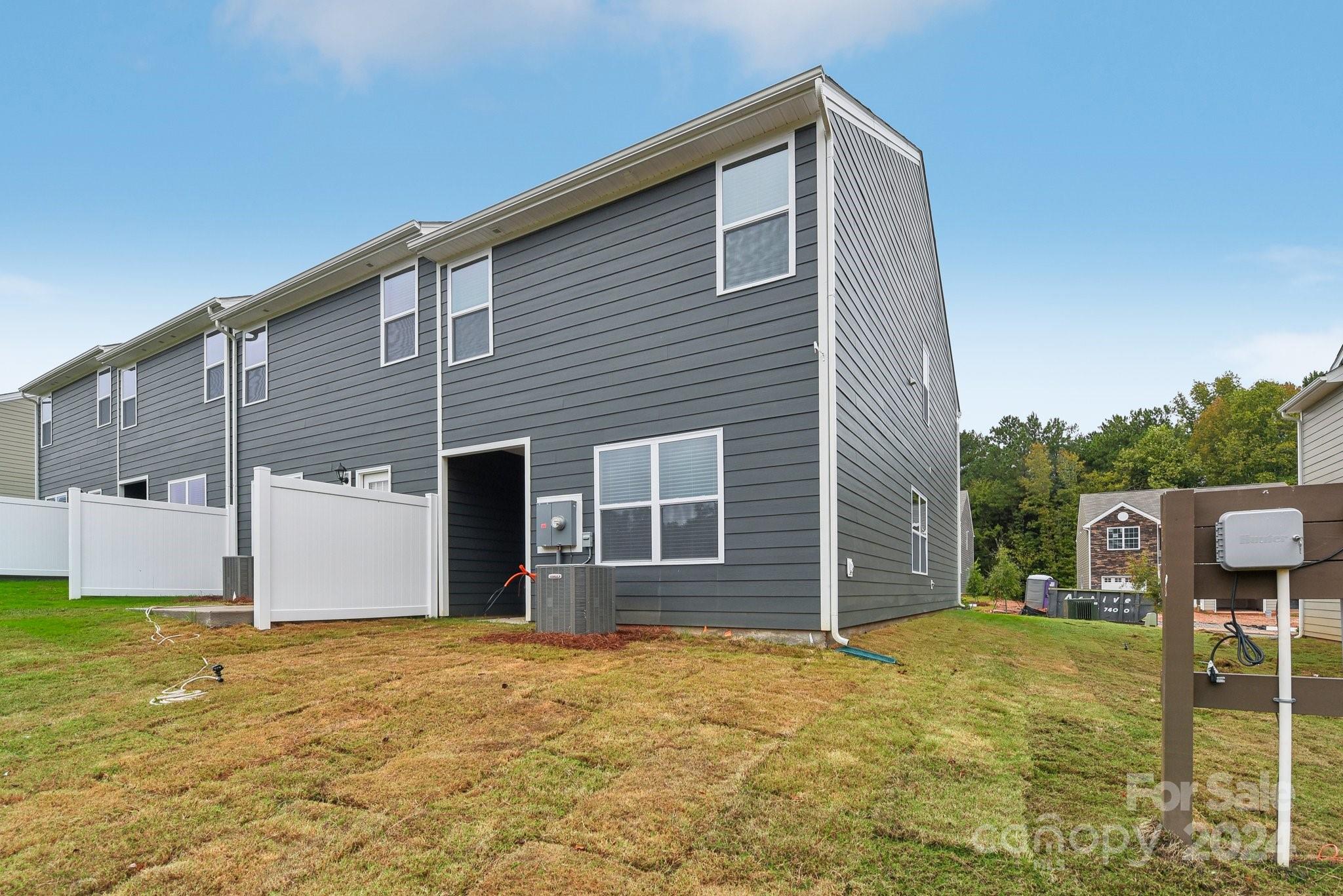 Fergus Crossing - Residential