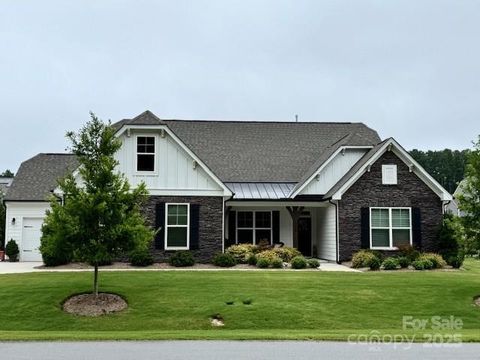 Photo of 714 Yucatan Drive, Waxhaw, NC 28173 (MLS # 4308954)