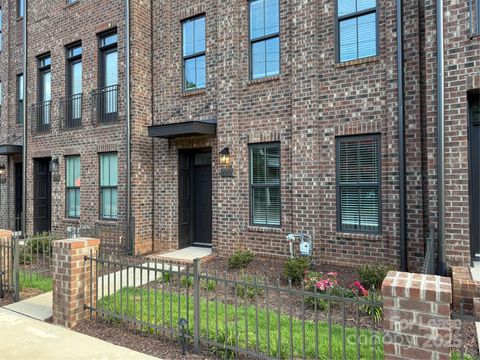 222 Gilead Road Huntersville NC 28078