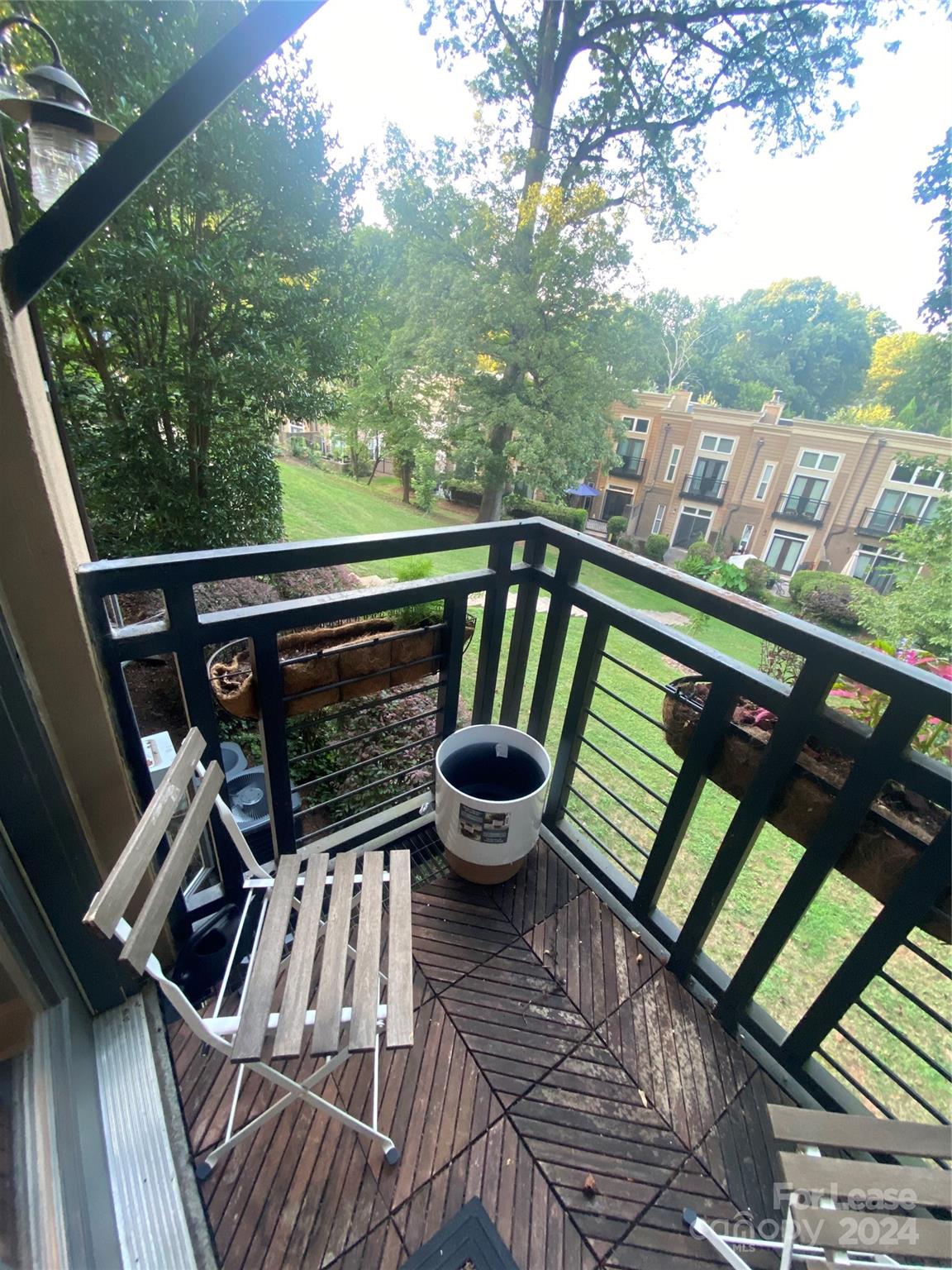 Elizabeth Condos - Residential Lease