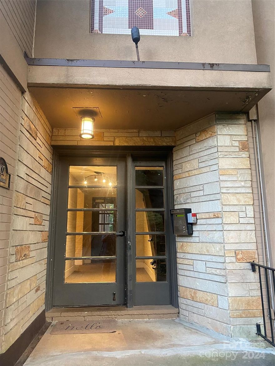 Condo located in the Elizabeth area. Close to major hospitals, downtown, restaurants, entertainment, recreation. Gated parking, Enter on ground floor, complex has in ground pool, roof top terrace, workout room.  Rent includes water and trash.  Secure building with keypad entry. Several enjoyable outdoor areas. Condo has washer dryer in unit. Open floor plan. Private balcony. No pets. No smoking in condo.  Call agent for more details and any questions.