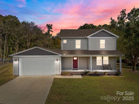 Photo of 644 Mountain Place, Albemarle, NC 28001 (MLS # 4313108)