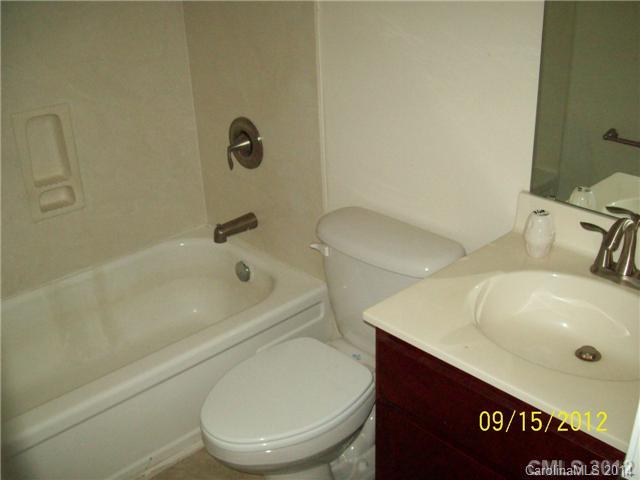 Jamestowne - Residential Lease