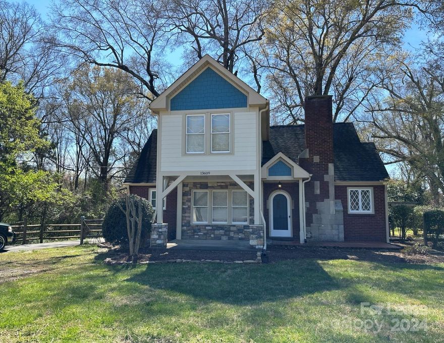 Within walking distance to Restaurants, Coffee Shop, Breweries and Seasonal Farmers Market and Entertainment.
Lovely  home with Covered front porch. New flooring Upstairs and in the Kitchen, Freshly painted Interior and Exterior, New Carpet on Steps, New Windows and Window  Blinds, Completely Renovated Full Bathroom on Main Level. Full Bathroom Upstairs has new Vanity and Toilet (Washer & Dryer are Included).Large Back Yard and Detached Garage. Convenient to Major Interstates, Hospital, Medical Buildings, Restaurants and Shopping. 
Move In Ready!