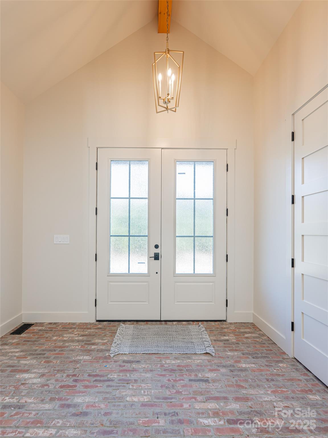 11 Magnolia View Trail