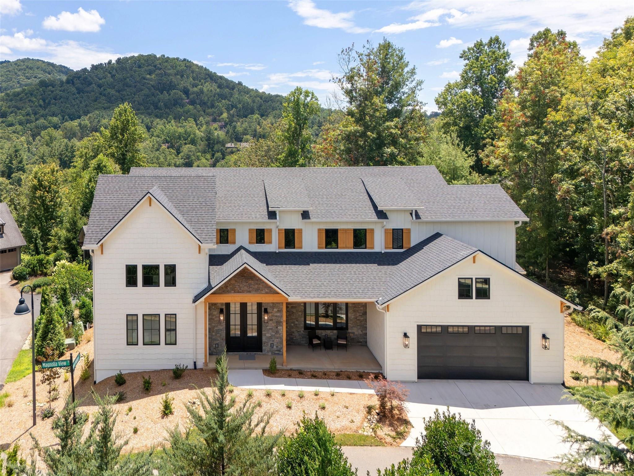 11 Magnolia View Trail