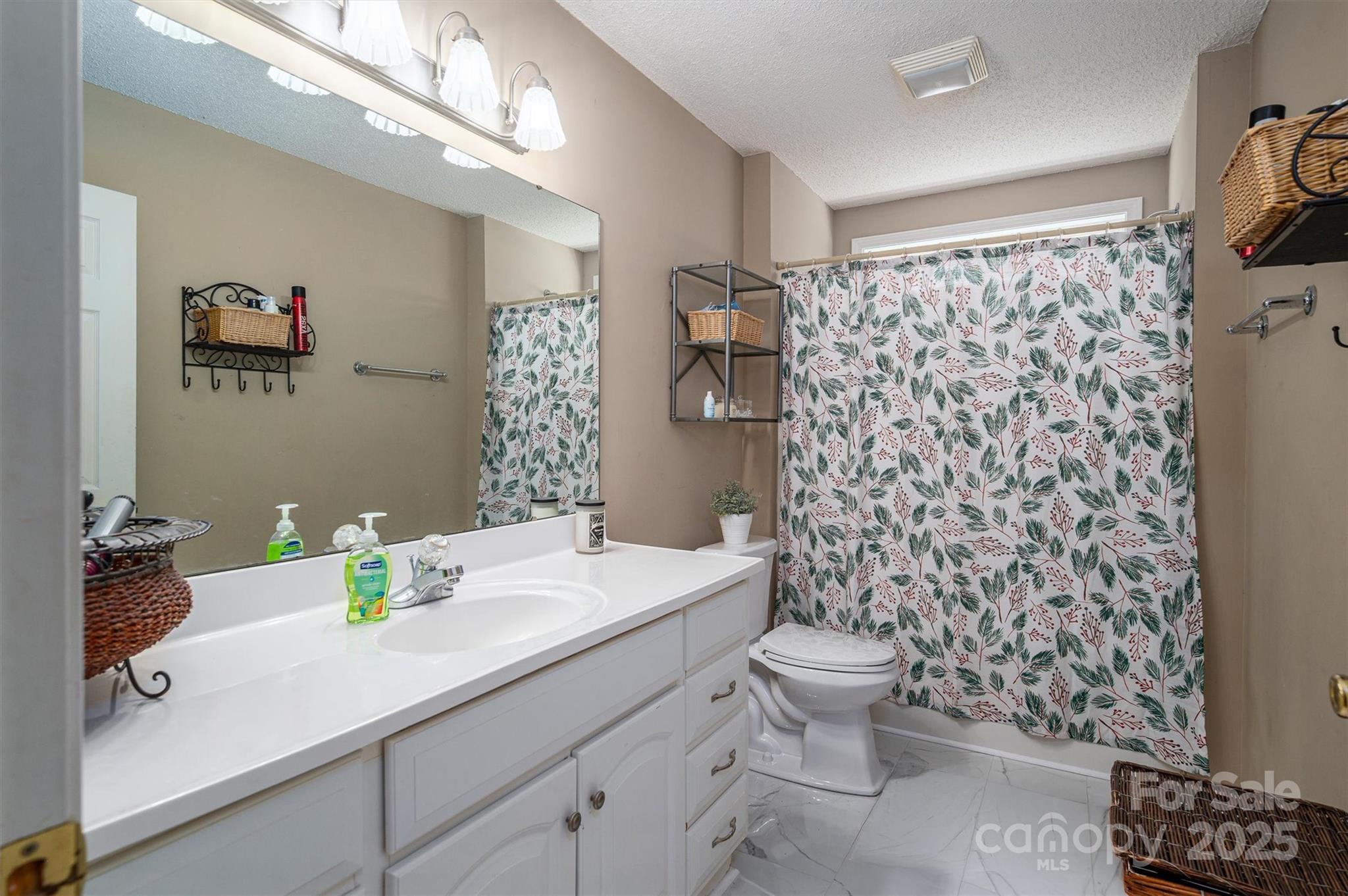 Hillcrest Acres - Residential