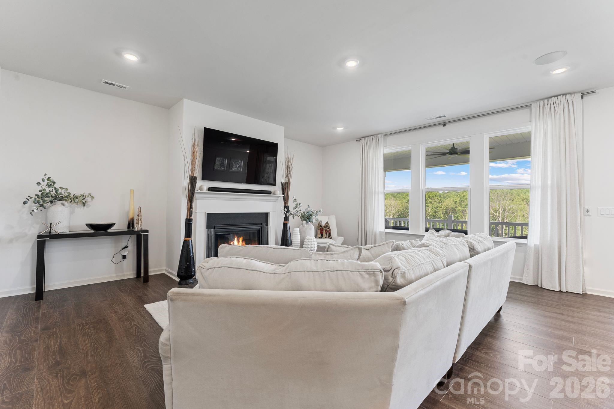 The Estates at Sugar Creek - Residential