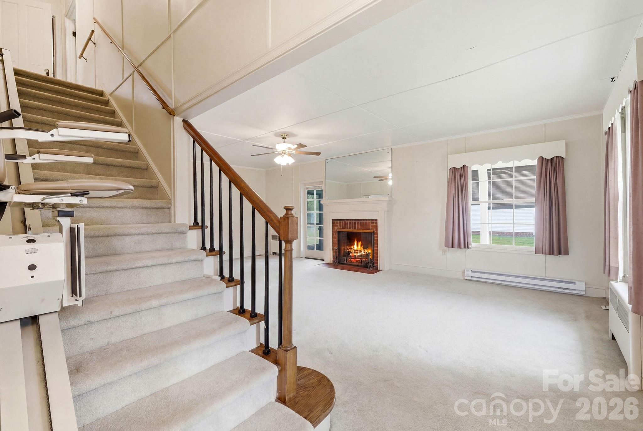 783 Skyland Drive