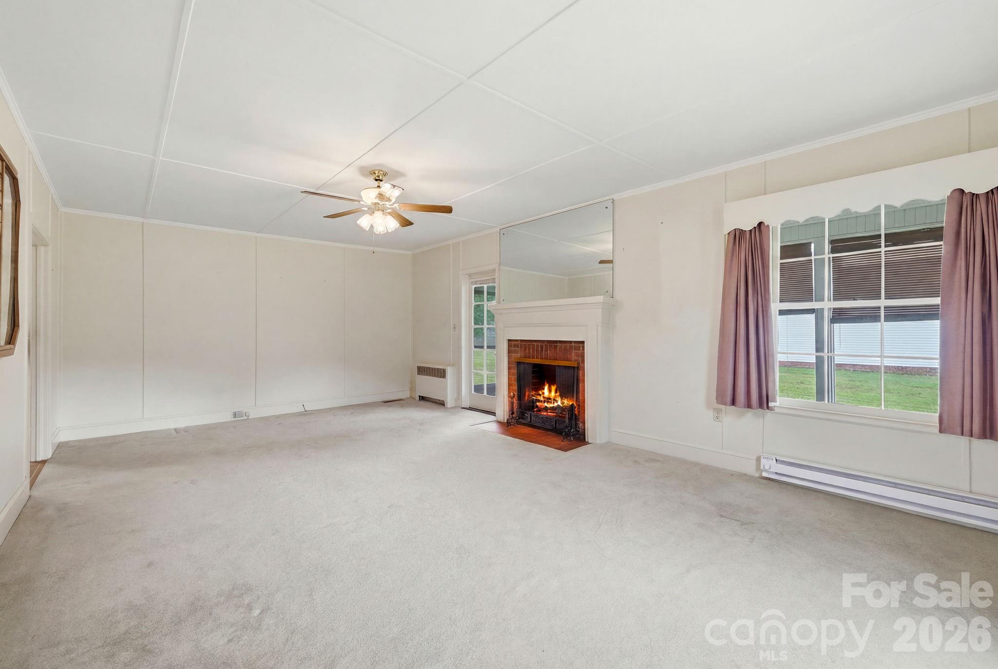 783 Skyland Drive