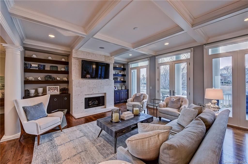 The Peninsula - Residential