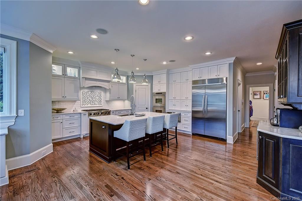 The Peninsula - Residential