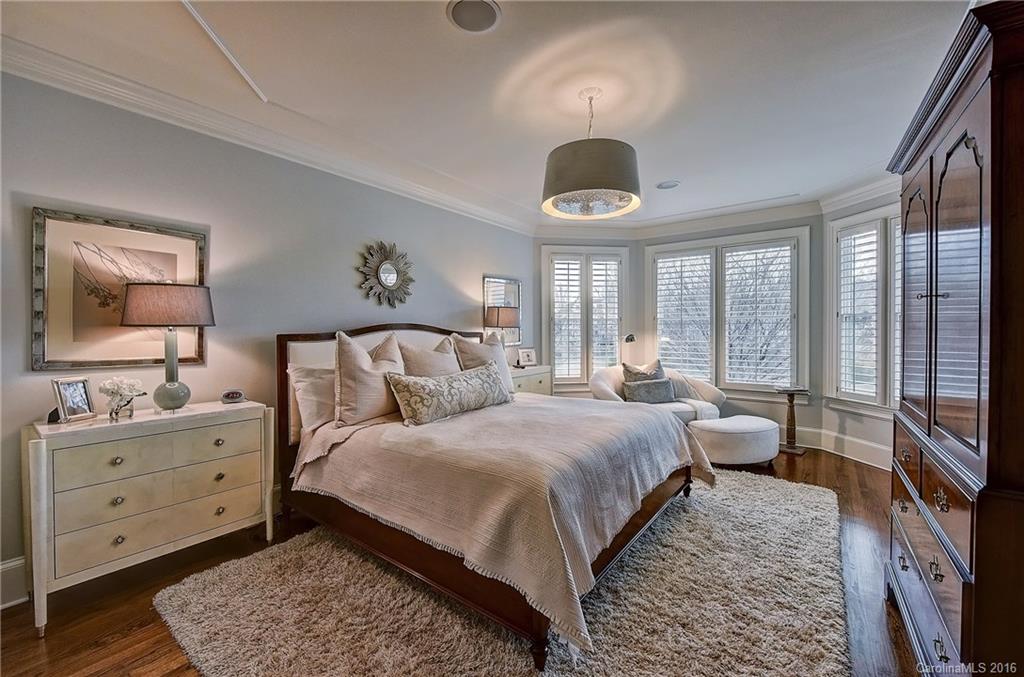 The Peninsula - Residential