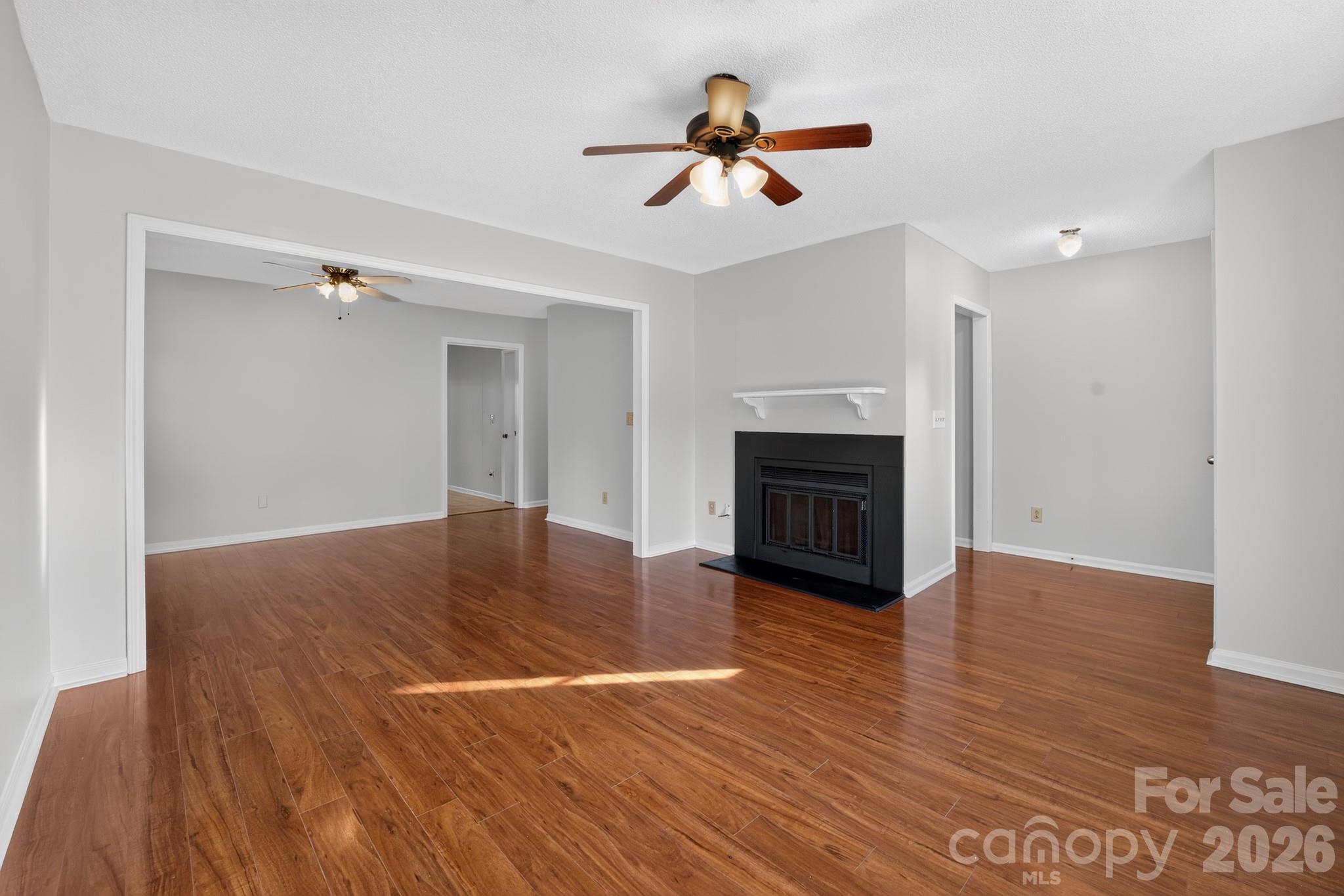 8316 Summerglen Circle