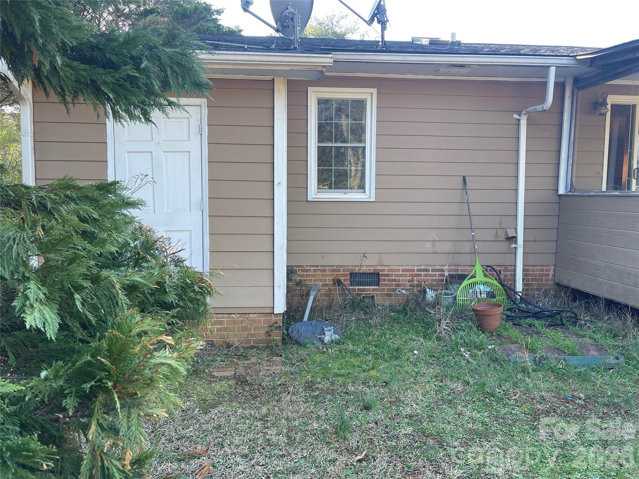 Sandy Ridge Acres - Residential