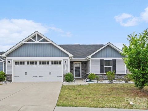 Photo of 5513 Hughesdale Drive, Charlotte, NC 28215 (MLS # 4383435)