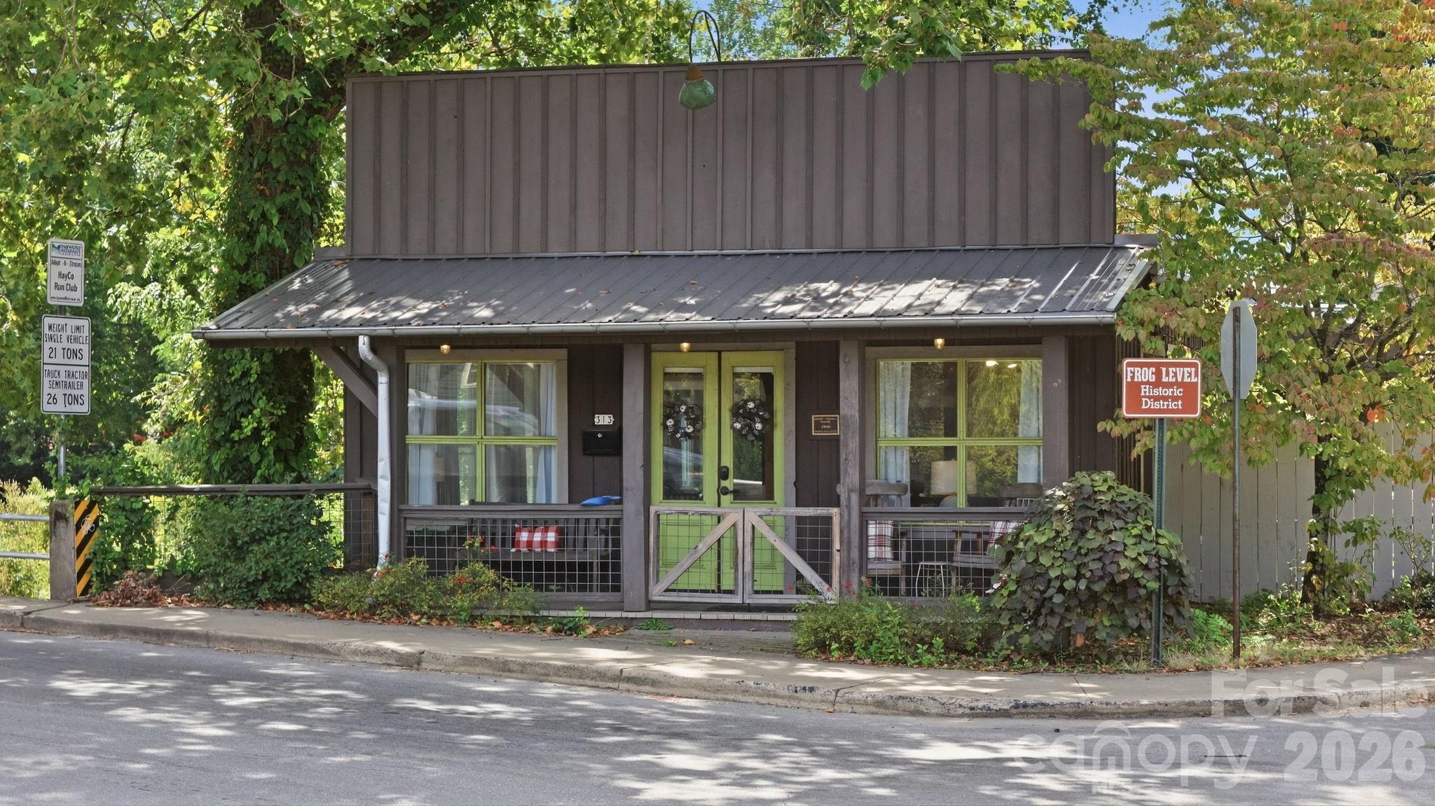 313 Depot Street