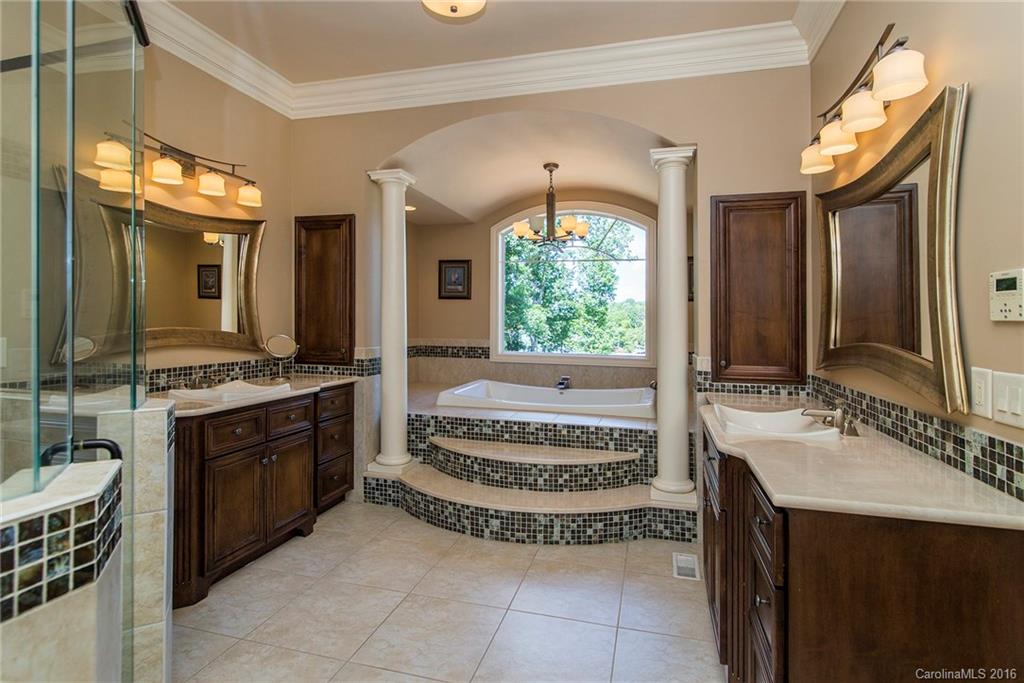 Pebble Bay - Residential