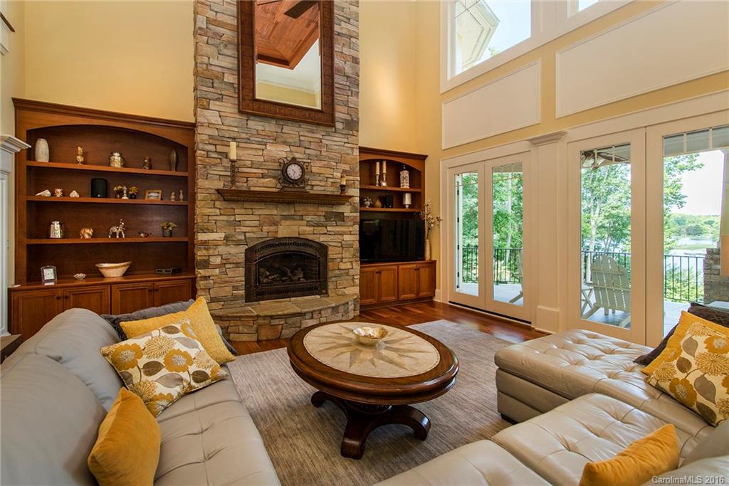 Pebble Bay - Residential