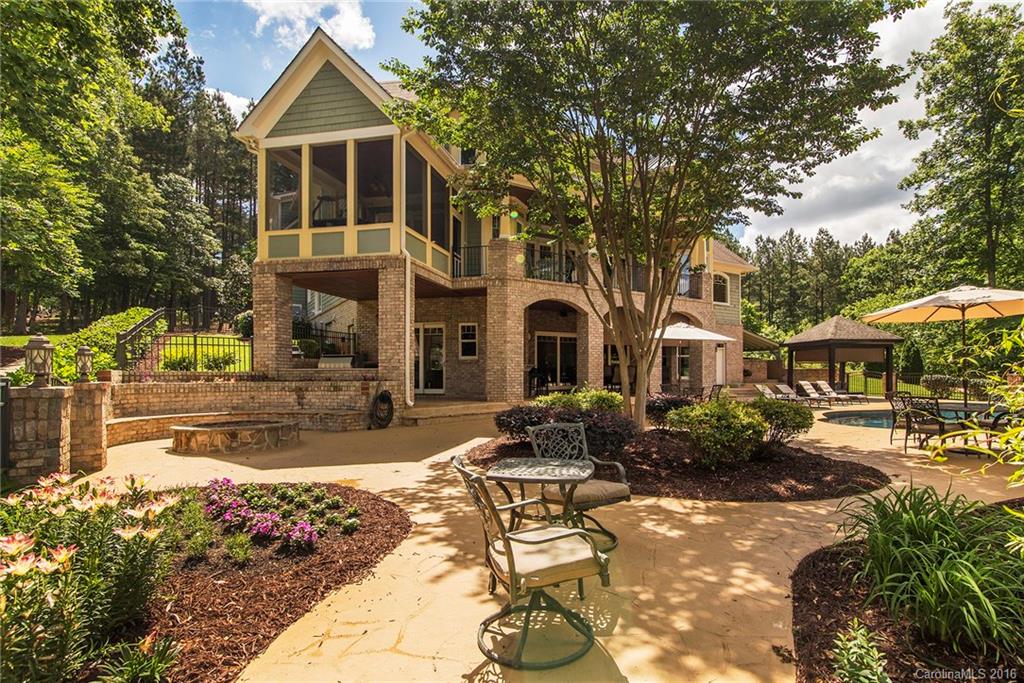 Pebble Bay - Residential