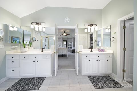A home in Lake Wylie