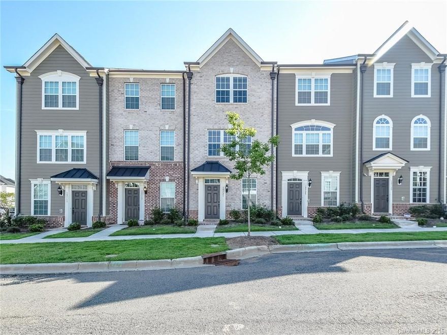 Almost new town house in popular Antiquity!  Barely lived in with neutral colors, ready for you to make your own. Extended floor plan. Lots of natural light, granite counter tops, breakfast bar and island, gas range.  Tank-less water heater.  Spacious master suite with two closets and dual shower heads in bath. Bonus room on main level adds great additional living space and two storage closets. Fridge, washer and dryer convey. Walk to Harris Teeter and other new shops, services and restaurants!