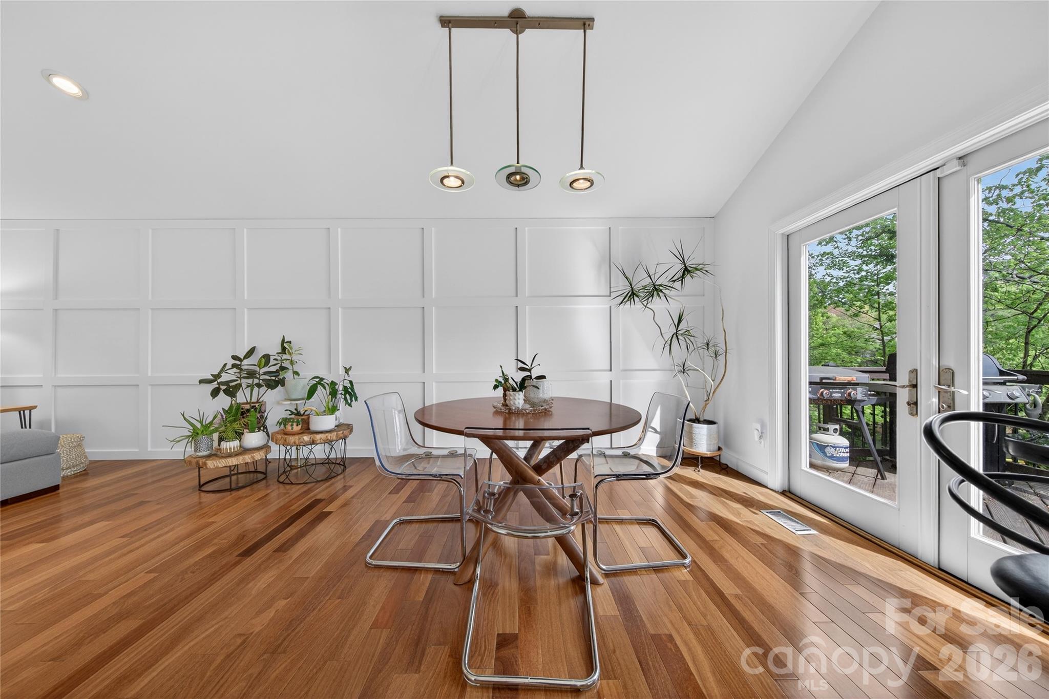 Tega Cay - Residential