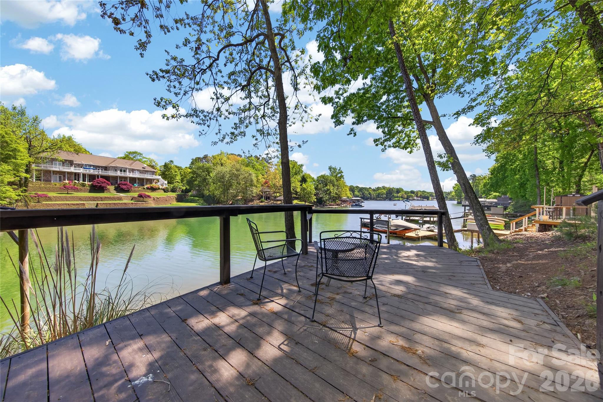 Tega Cay - Residential