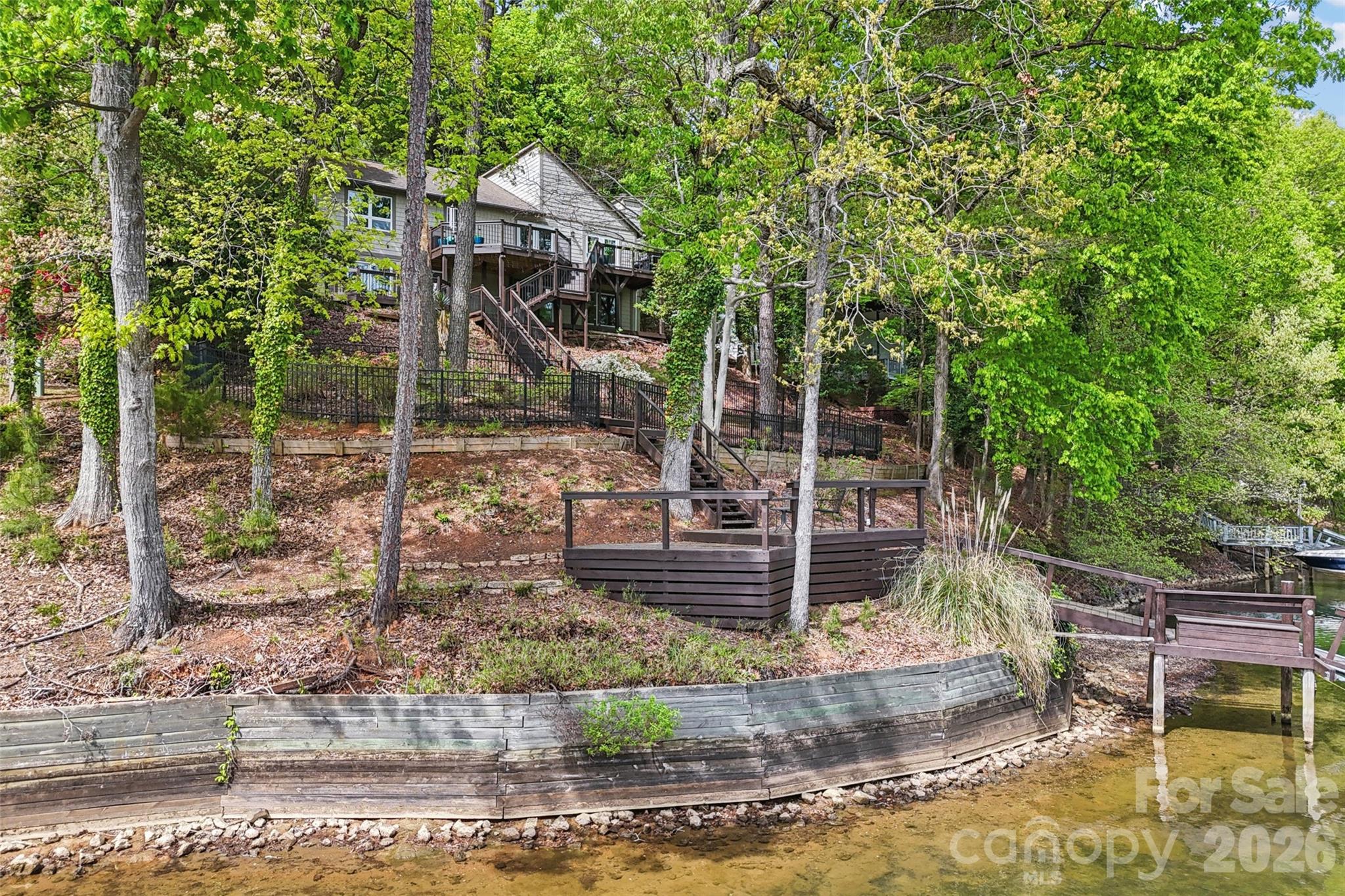 Tega Cay - Residential