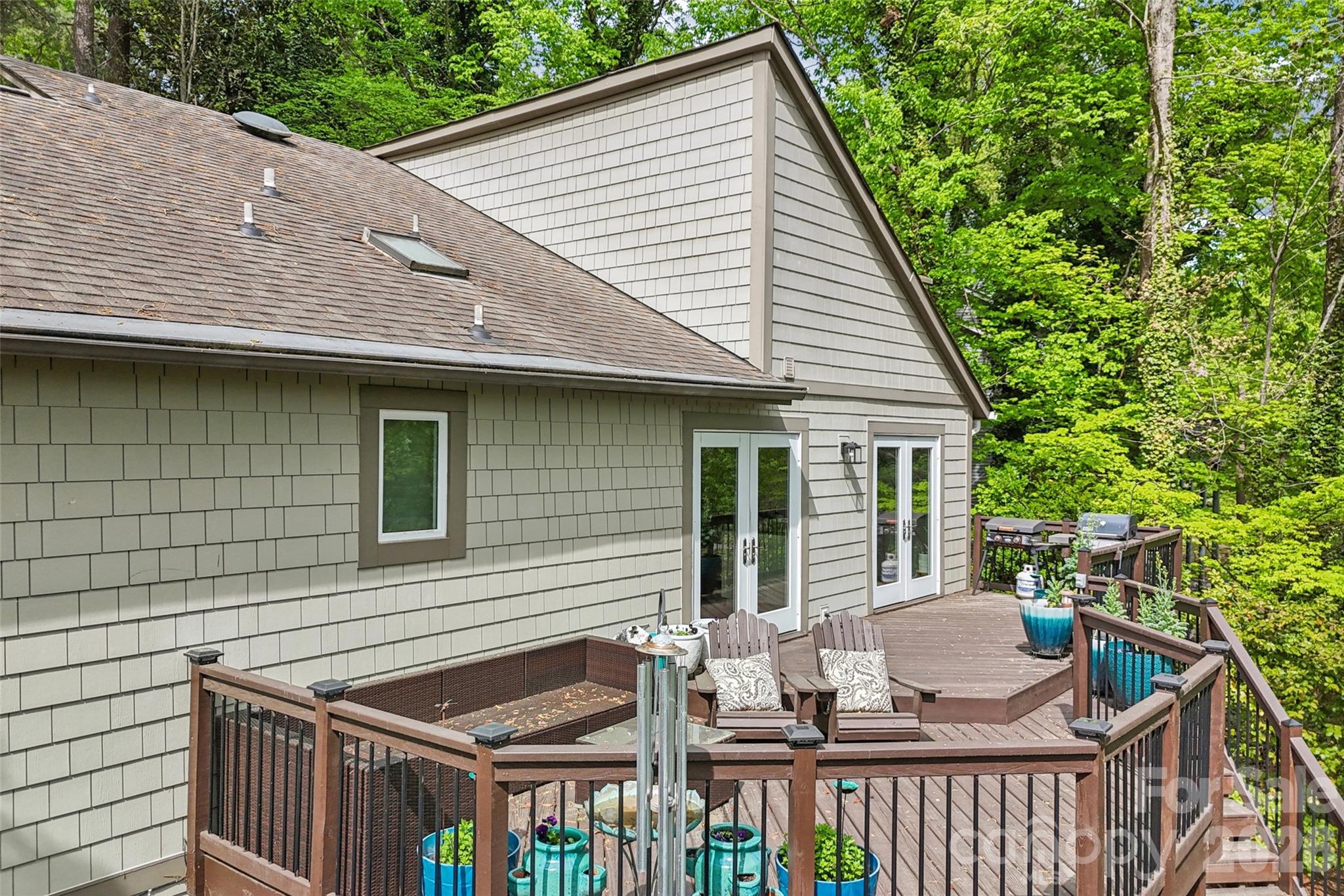 Tega Cay - Residential