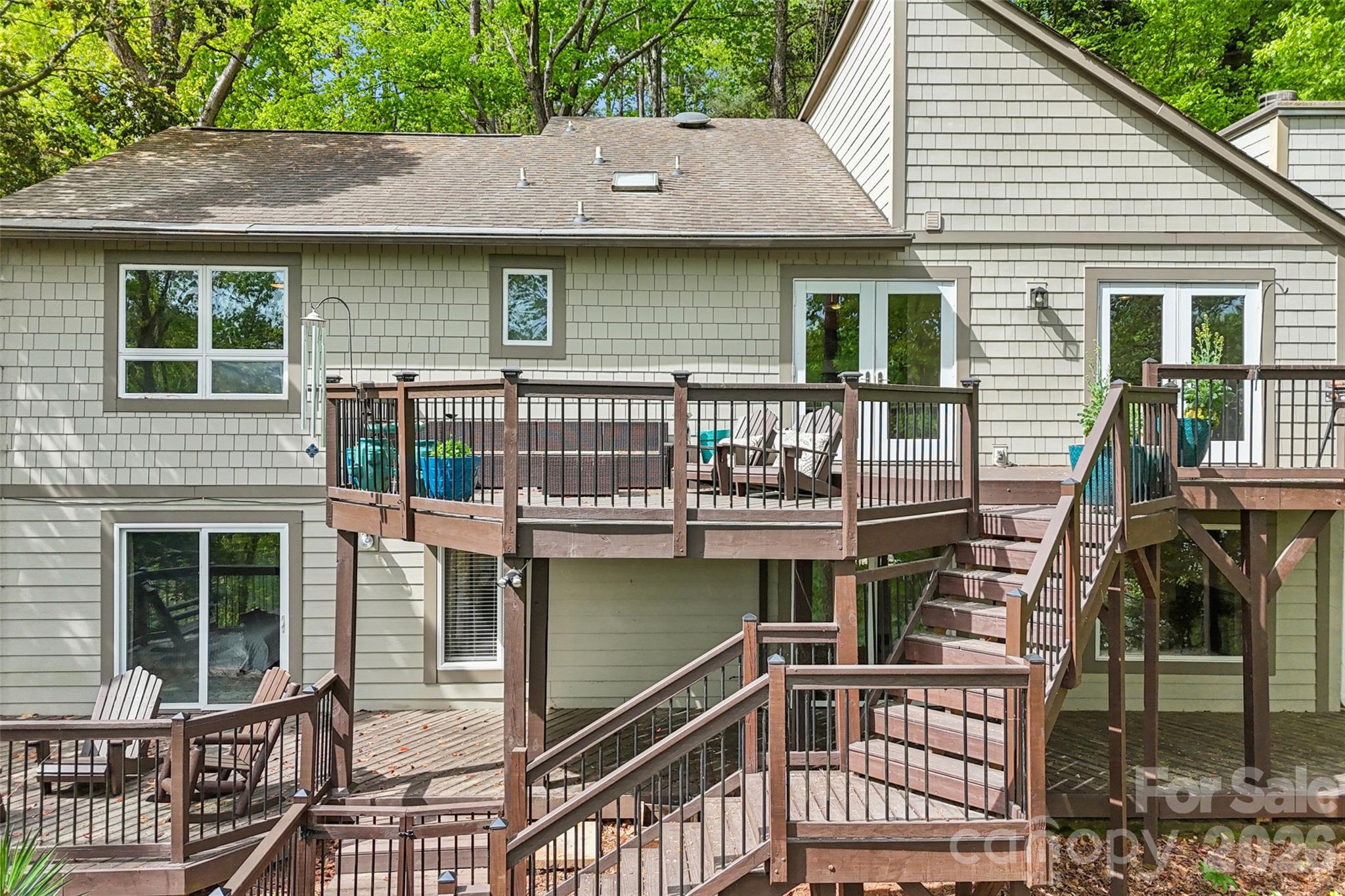 Tega Cay - Residential