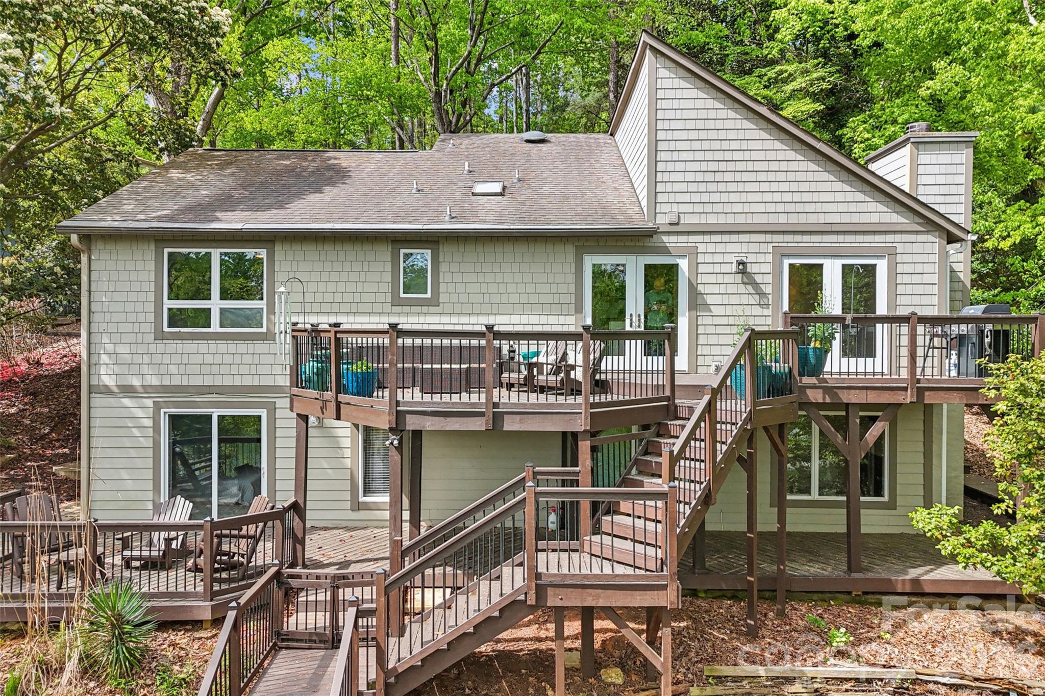 Tega Cay - Residential