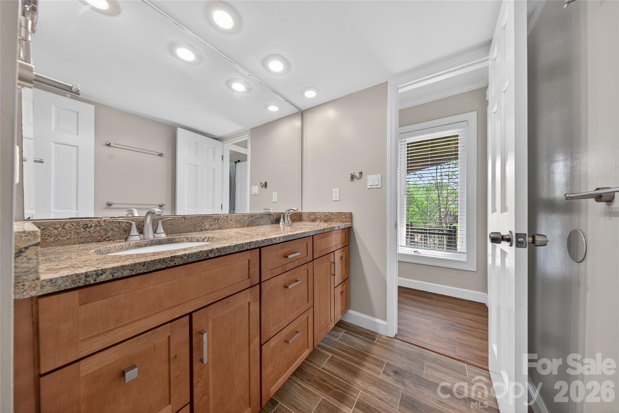 Tega Cay - Residential