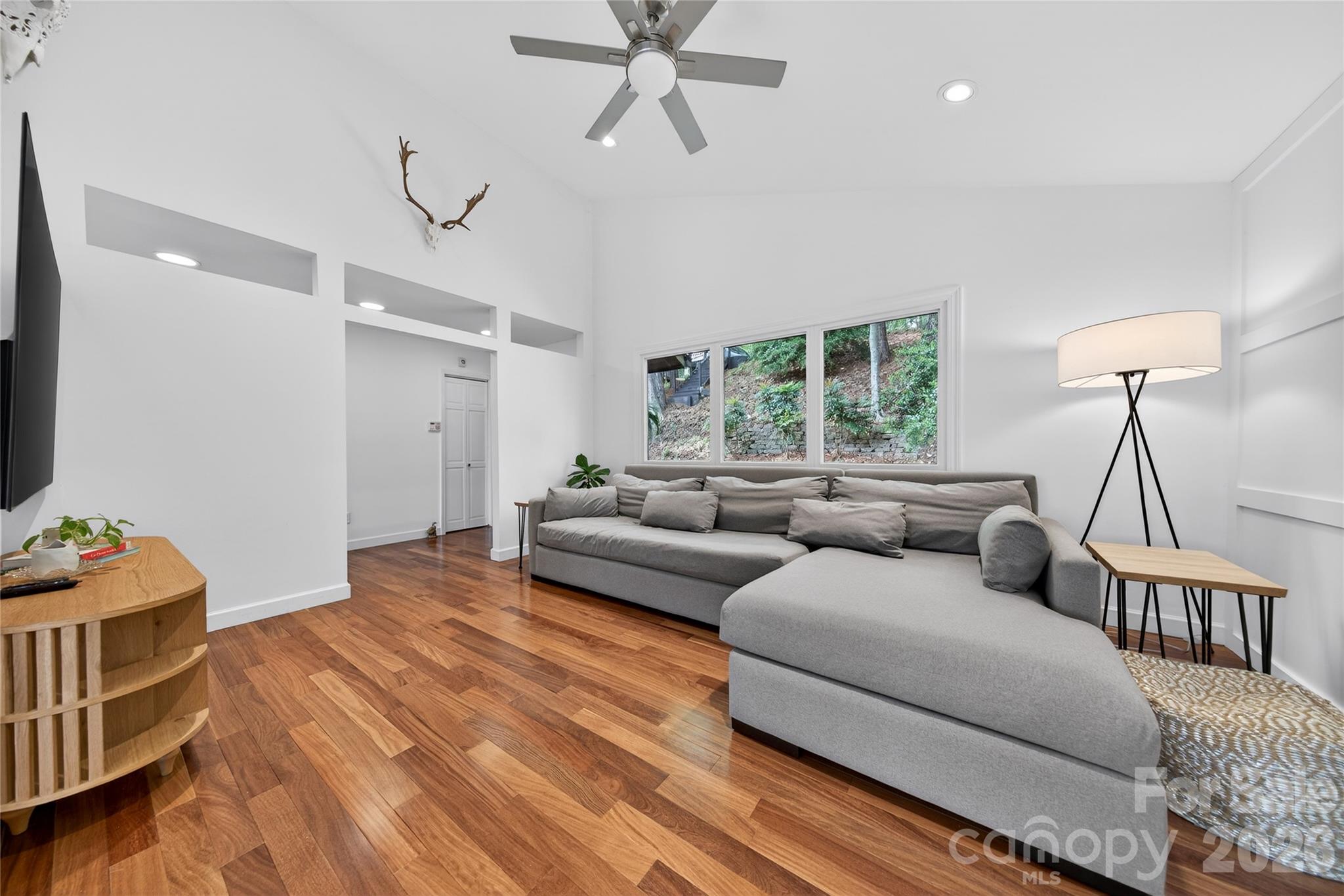 Tega Cay - Residential