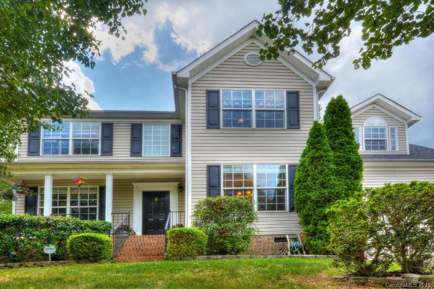 Location! Location! This Lovely Home Sits On A Quiet Cul-De-Sac in a Great Neighborhood! Warm & Inviting Colors Welcome You to This Home with Spacious Living Areas. Breakfast Nook Overlooks Fully Fenced Backyard. Great Room Opens Up to Kitchen to Allow for Plenty of Enjoyment While Cooking Your Favorite Meals. Fabulous Media Room/Playroom! Enjoy A Tall Glass Of Sweet Tea On The Screened-In Back Porch or Watch Your Neighbors Stroll By from the Beautiful Front Porch! Home Offers Lots of Storage!